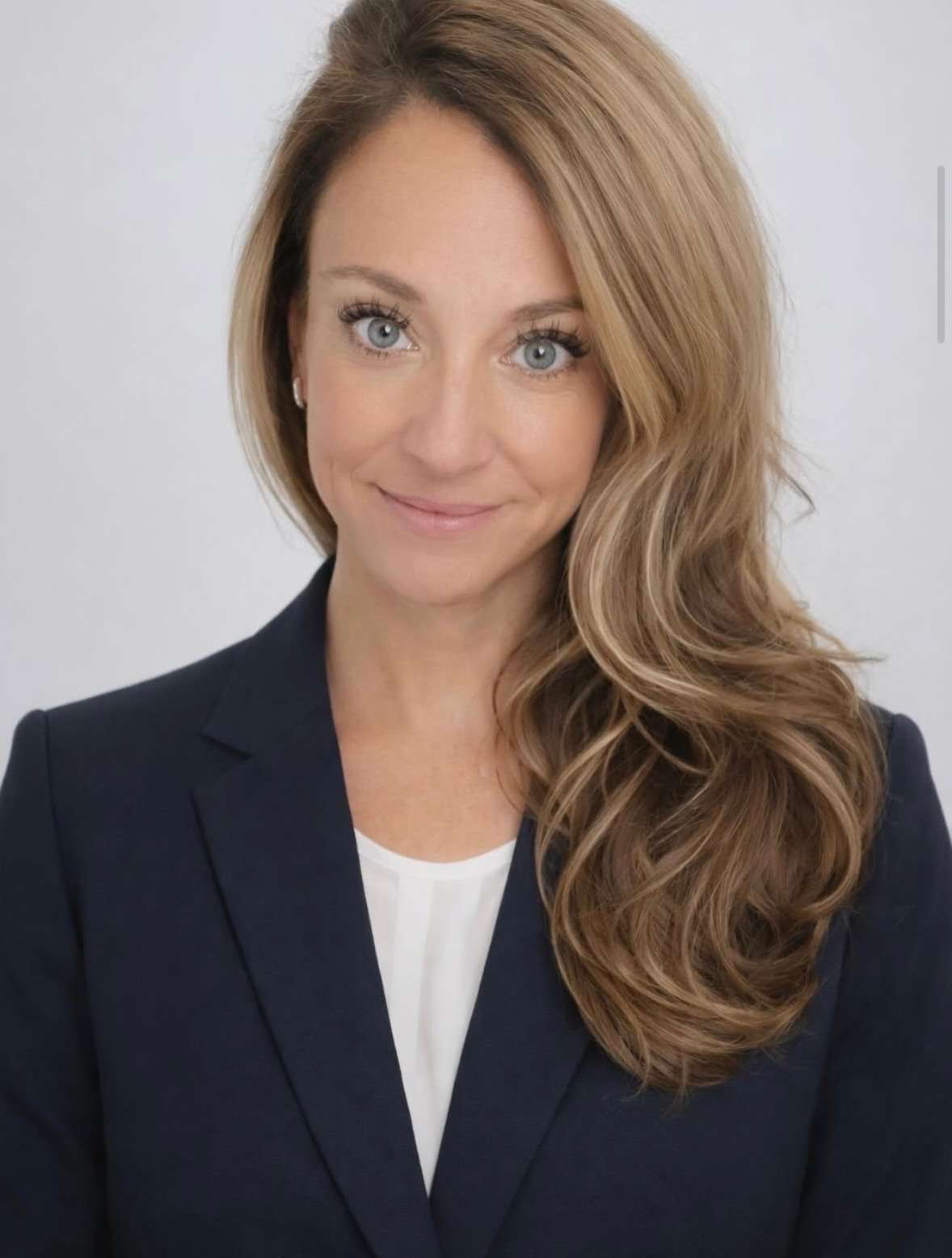 Laura Oliverio, Independent Business Development Resource Officer for Mastermind Marketing, Inc.